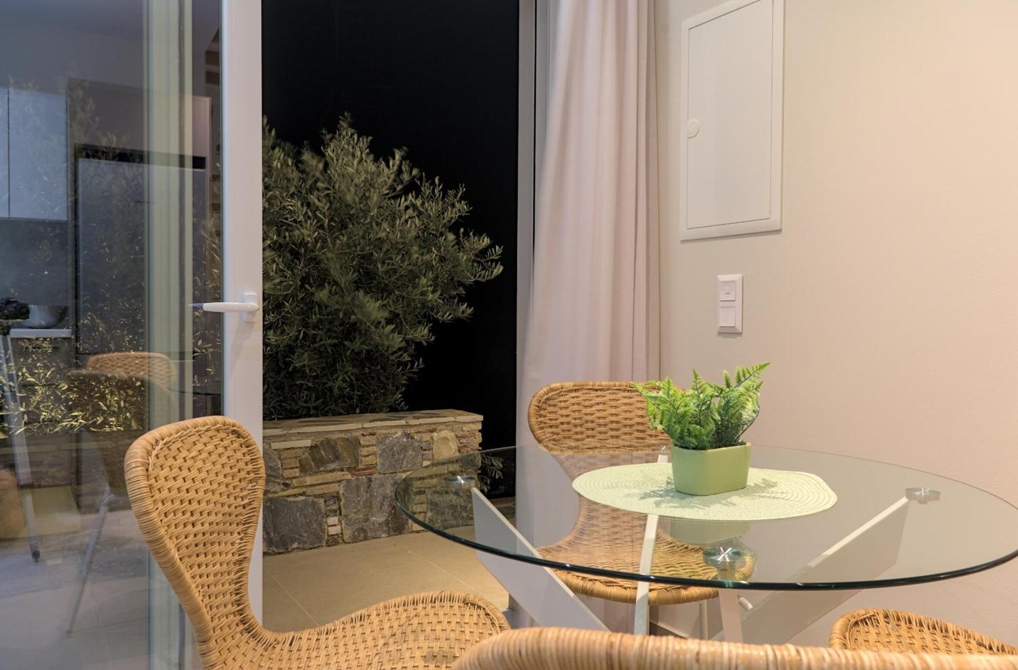 Les Maisonettes Kokkari Luaran gambar
